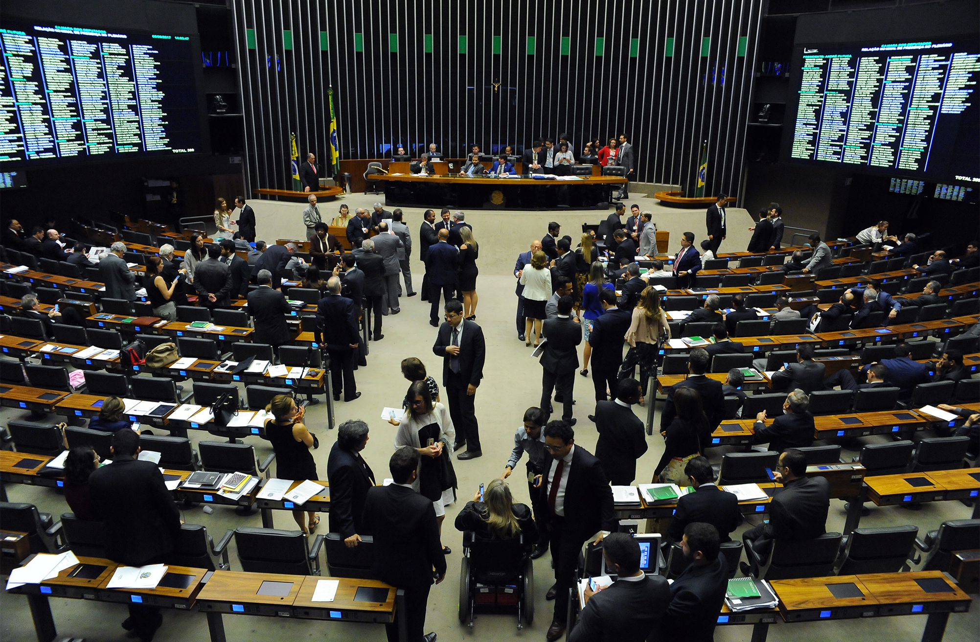 Plenário pode votar mudanças no sistema eleitoral e criação de fundo público para campanhas